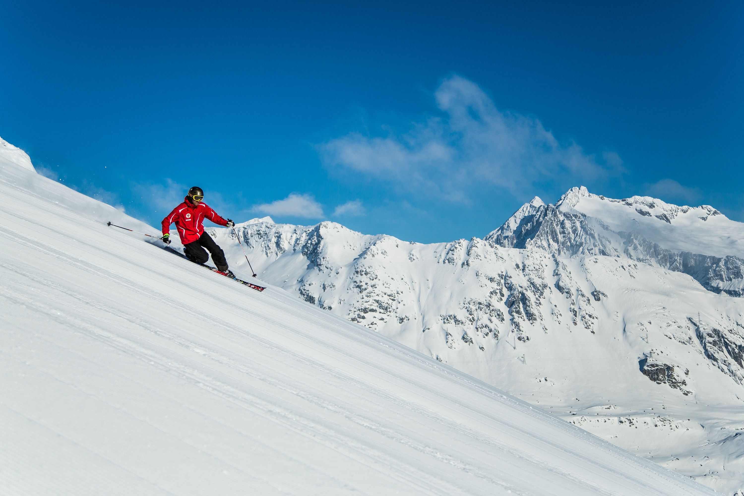 Winteraktivität-Skifahren-Skischule-Gemsstock